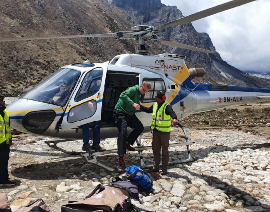 Nepal helikopterem Mount Everest BC