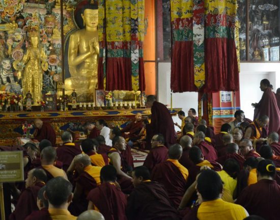 Medytacje z mnichami w Nepalu