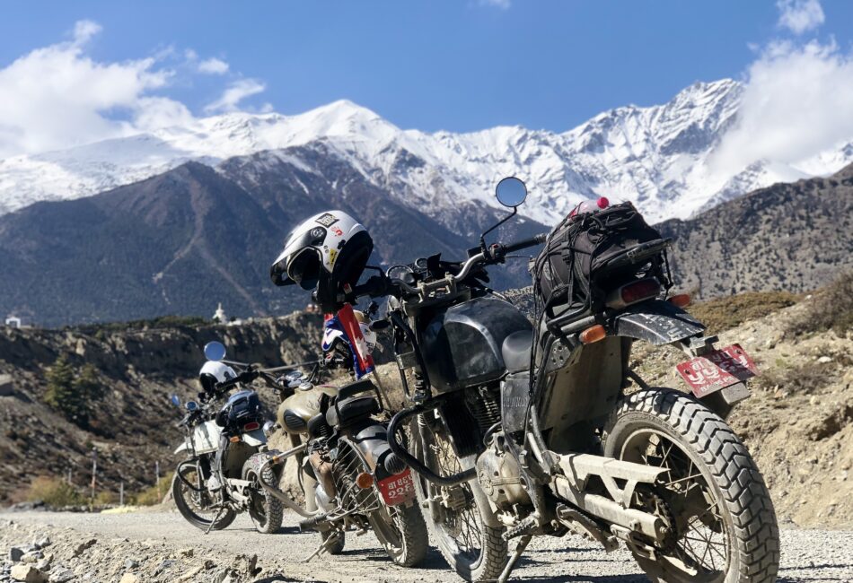 nepal motocyklem Na trasie Nepal Dolny Mustang Moto Tour 2022