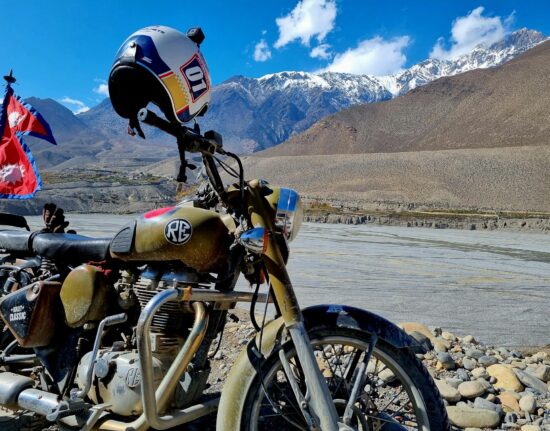 Przez Dolny Mustang Motocyklem w Nepalu Dolny Mustang Moto Tour 2022