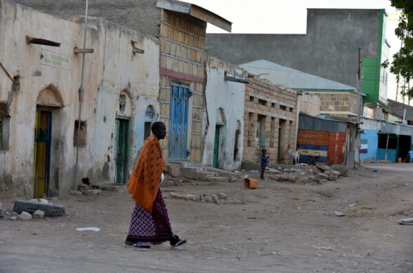 Spacer ulicami Burao Dżibuti Somaliland 2024